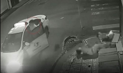 Tin mới vụ tài xế taxi Vinasun tông 2 người thương vong rồi bỏ đi