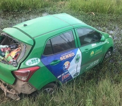 taxi mai linh co vuot duong ngang bi tau se1 dam 5 nguoi thuong vong