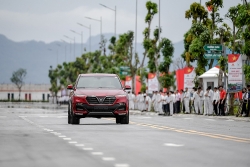 anh chi tiet suv vinfast lux sa20 ban thuong mai