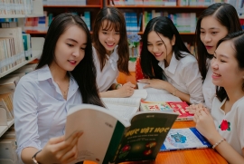 nhieu truong o tp hcm dang to chuc thu tien on tap cua hoc sinh lop 12 thi thpt 2020