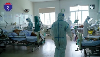 Video: "Chiến sĩ thầm lặng trong cuộc chiến chống dịch COVID-19"