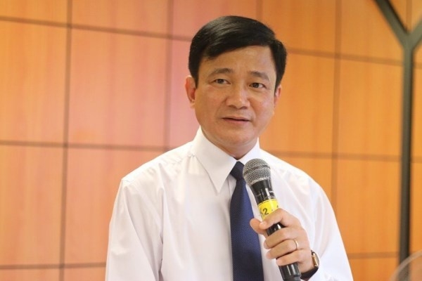 1528 hieu truong dh ton duc thang bi dinh chi chuc vu bi thu dang uy 1598264235