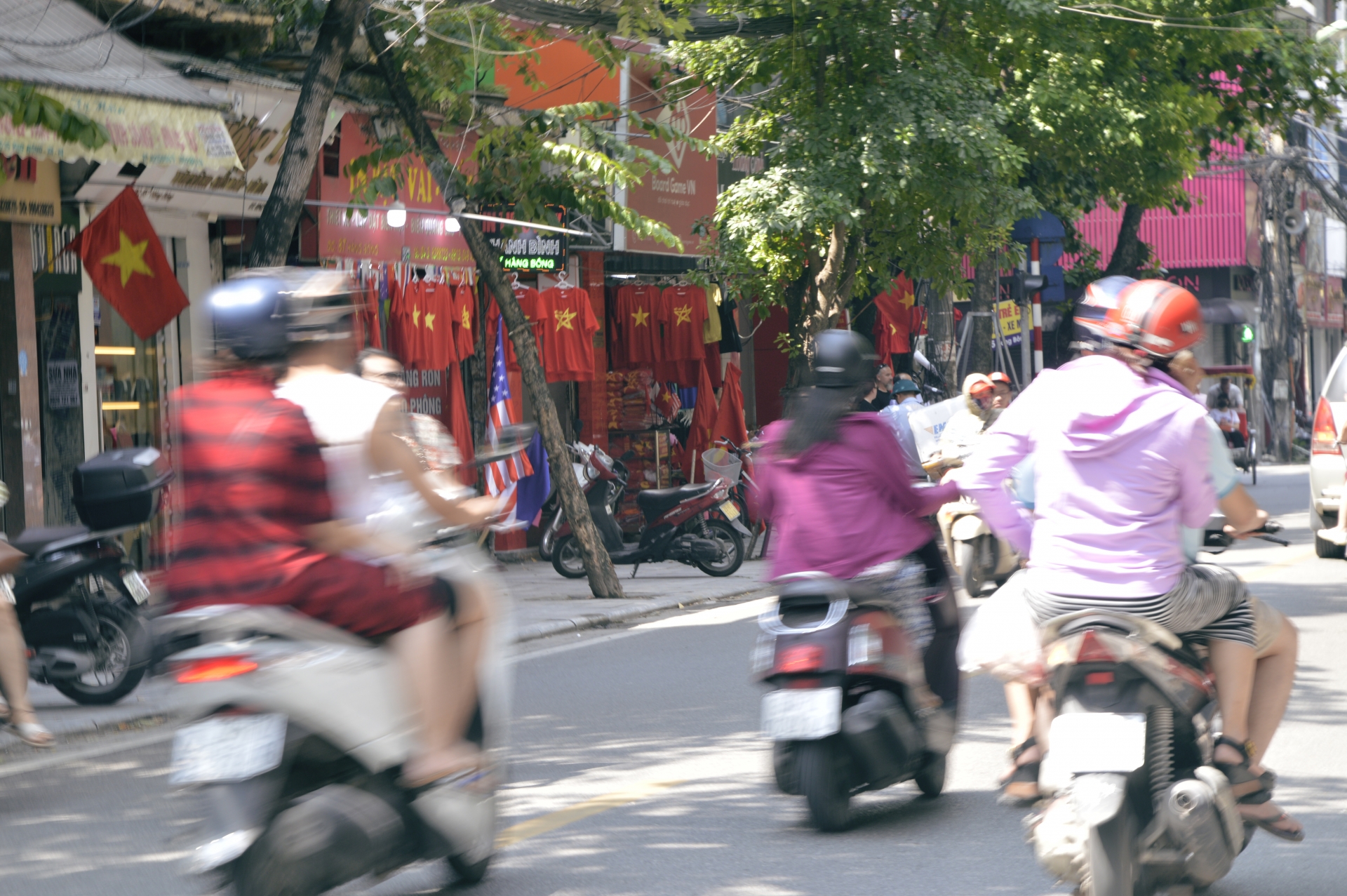 Hà Nội bừng nắng đẹp rạng rỡ trong ngày Quốc khánh chum anh ha noi dep ky la trong ngay quoc khanh