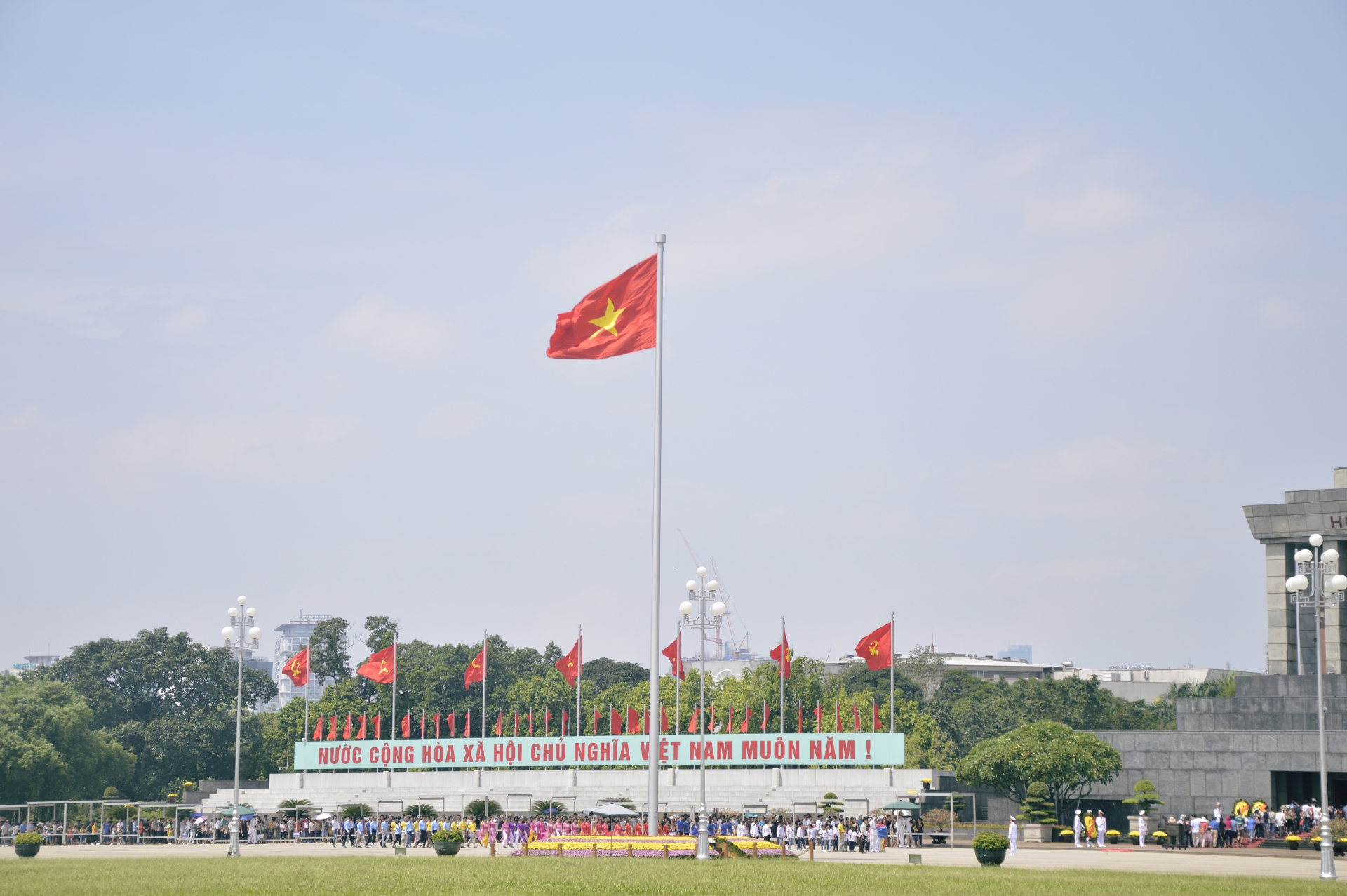 Hà Nội bừng nắng đẹp rạng rỡ trong ngày Quốc khánh chum anh ha noi dep ky la trong ngay quoc khanh