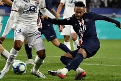 Neymar lại giải cứu PSG trong ngày tiếp tục bị các CĐV lăng mạ và chế giễu