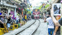 Hà Nội chỉ đạo dẹp sạch cà phê đường tàu trước ngày 12/10