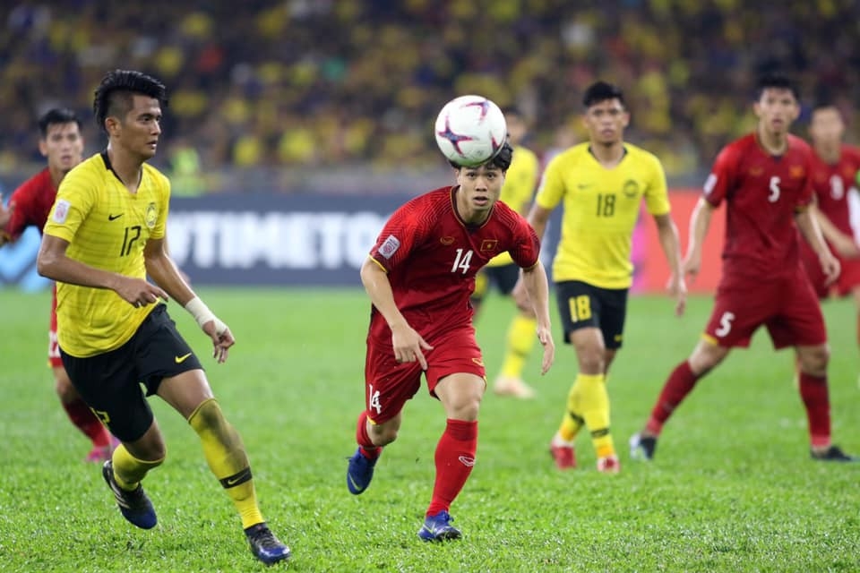 viet nam gap malaysia thay park ra mat lenh so 13