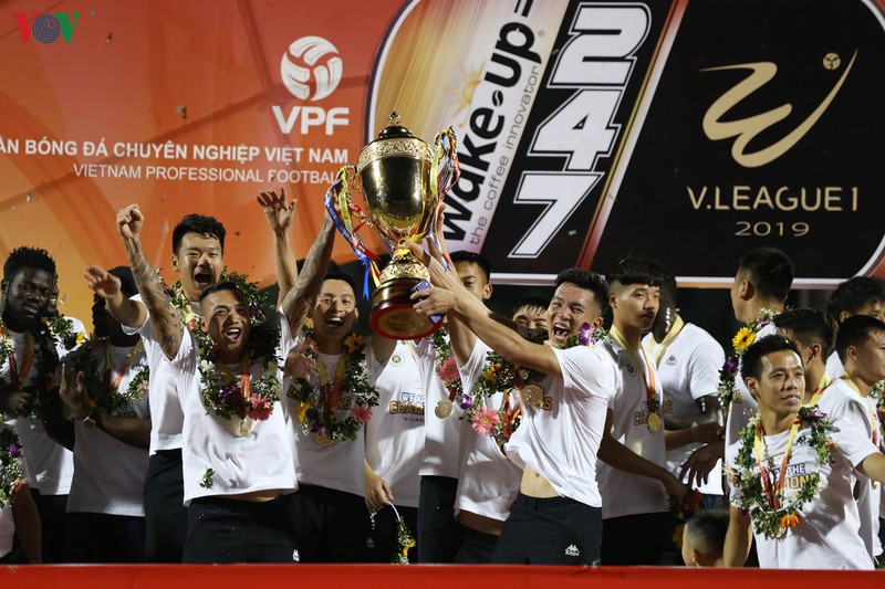 ha noi fc thua tham than quang ninh trong ngay nang cup vo dich sau vong dau cuoi cung v league 2019