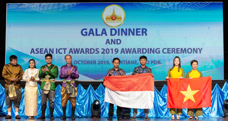 mxh cua viettel duoc cong nhan xuat sac nhat nganh cong nghe thong tin dong nam a