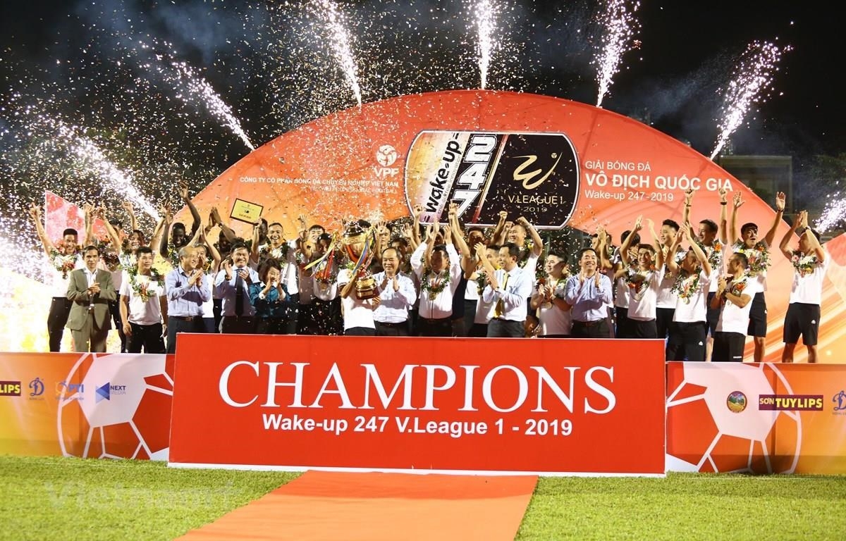 cup quoc gia 2019 ha noi fc dung truoc cot moc lich su