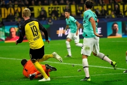 soi keo bong da tran fortuna duesseldorf vs dortmund 20h30 136
