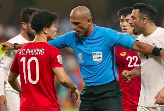 trong tai colina chau a se bat chinh tran dt viet nam vs thai lan ngay 1911