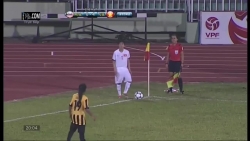 nu tien ve tuyet dung 2 lan ghi ban tu cham phat goc bat ngo gay sot