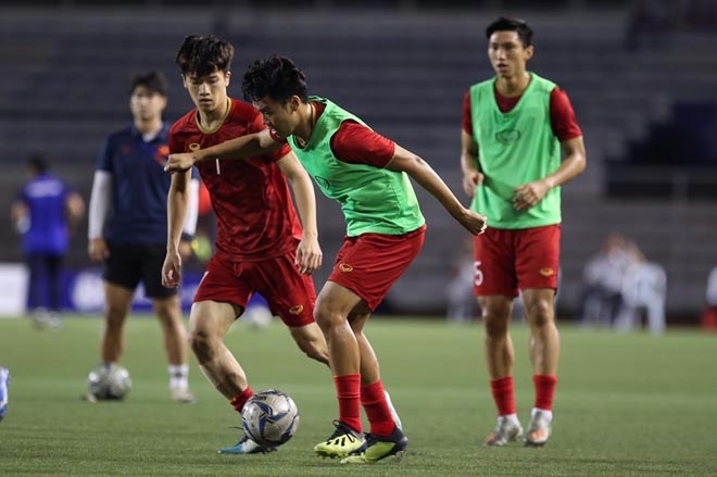 doi hinh ra san thi dau chinh thuc cua u22 viet nam vs u22 campuchia tai ban ket sea games 30