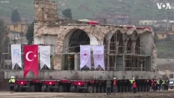 video nasa he lo cach don giang sinh ngoai vu tru