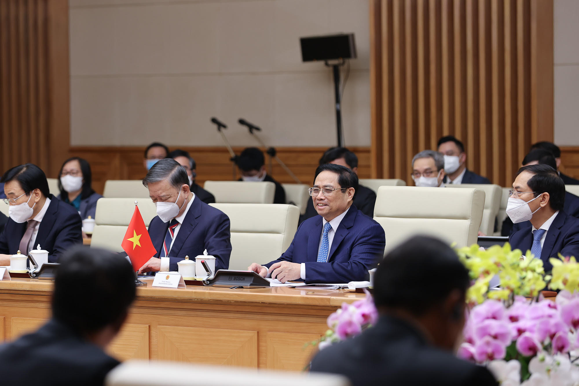 Đẩy mạnh kết nối kinh tế Việt Nam-Lào, giúp Lào có kết nối ra biển