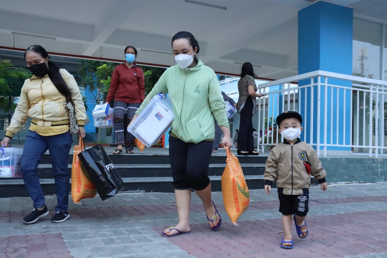 3.000 phụ nữ di cư được tặng gói hàng thiết yếu và truyền thông về bình đẳng giới