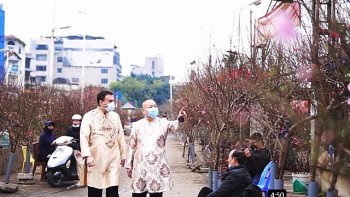 Đại sứ Israel tại Việt Nam Nadav Eshcar chúc Tết bạn bè bằng ca khúc 