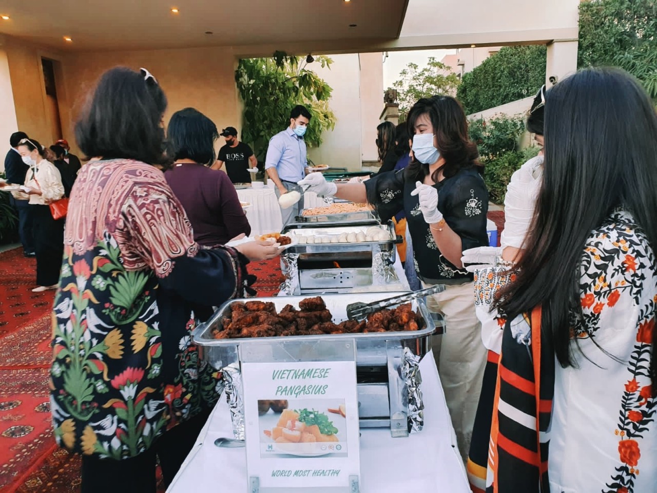 món cá basa chiên giòn giới thiệu tại Lễ hội ẩm thực các nước ASEAN 2022 (Charity Bingo 2022)