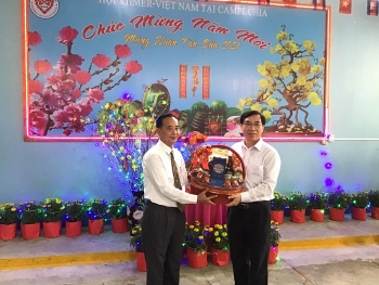 Năm 2020: doanh nghiệp luôn chia sẻ, đóng góp cho công tác cứu trợ bà con gốc Việt tại Campuchia