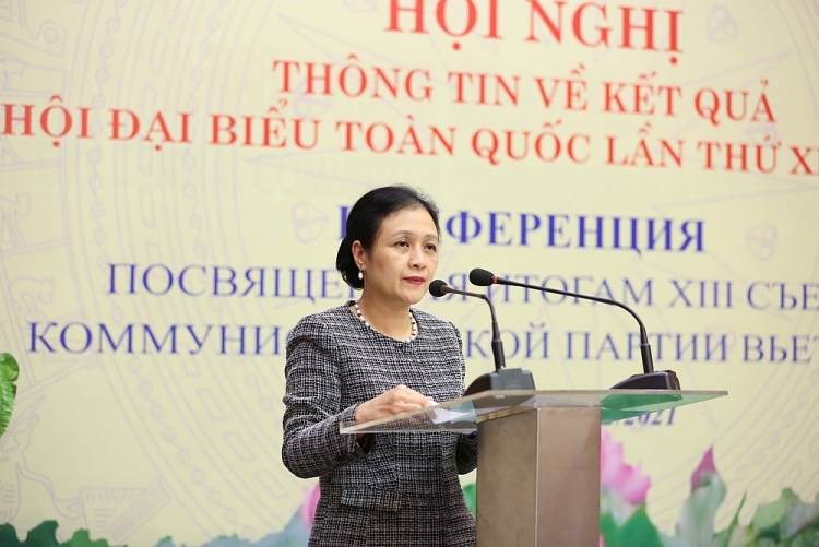 Chủ tịch Liên hiệp các tổ chức hữu nghị Việt Nam Nguyễn Phương Nga phát biểu tại Hội nghị.