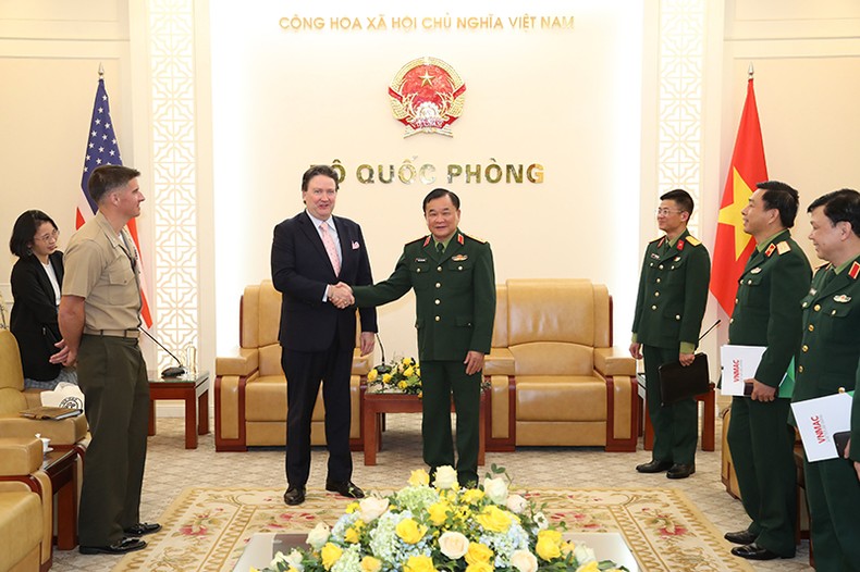 Đẩy mạnh các hoạt động khắc phục hậu quả bom mìn, vật nổ sau chiến tranh ảnh 1