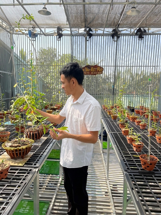 Trần Khánh Mãi: Chàng trai sở hữu vườn lan giá trị nhờ theo đuổi đam mê