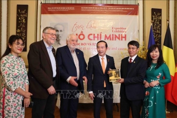 trien lam tu lieu ve cuoc doi va su nghiep cua chu tich ho chi minh tai bi