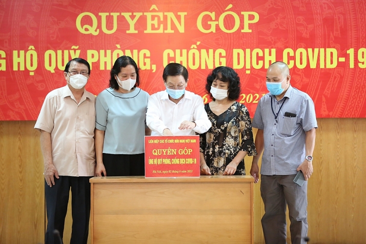 Nhiều tổ chức thành viên, đối tác của Liên hiệp Hữu nghị tham gia quyên góp ủng hộ Quỹ phòng, chống dịch COVID-19