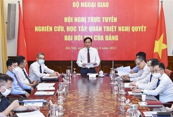 Quán triệt Nghị quyết Đại hội XIII đến cơ quan đại diện ở nước ngoài