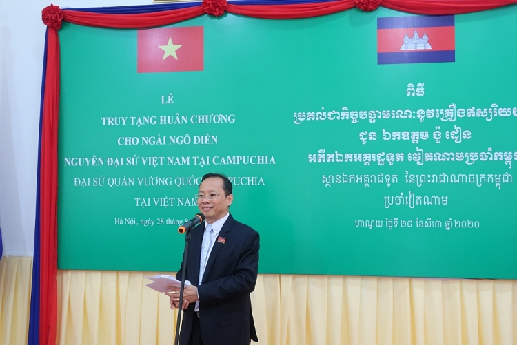 le truy tang huan chuong cua nha nuoc campuchia cho co dai su ngo dien