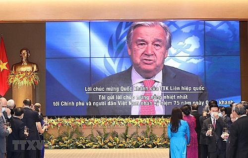 1954 09 antonio guterres