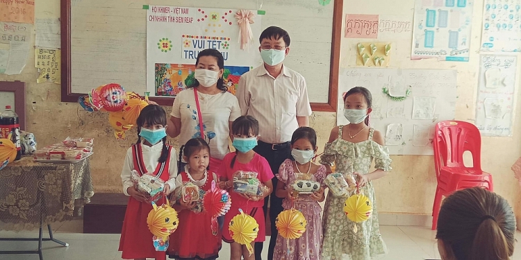 Tết trung thu ấm ấp với người Việt Nam ở nước ngoài Tết trung thu ấm áp của người Việt ở nước ngoài