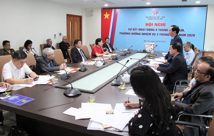 Quang cảnh hội nghị.