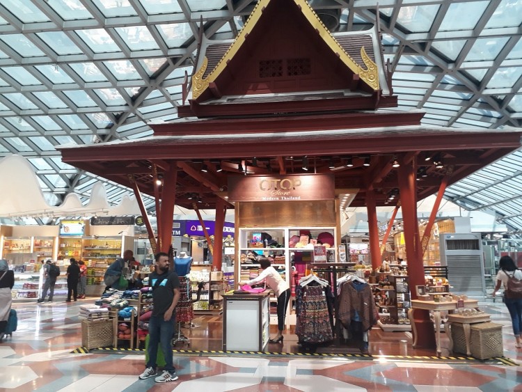 Cửa hàng OTOP trong sân bay quốc tế Thái Lan
