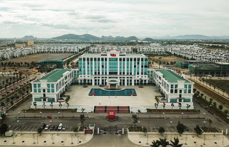 Thanh Hóa đang trở thành điểm thu hút lao động nước ngoài chất lượng cao. Trong lộ trình cất cánh, đòi hỏi có thêm các dự án căn hộ cao cấp xứng tầm.