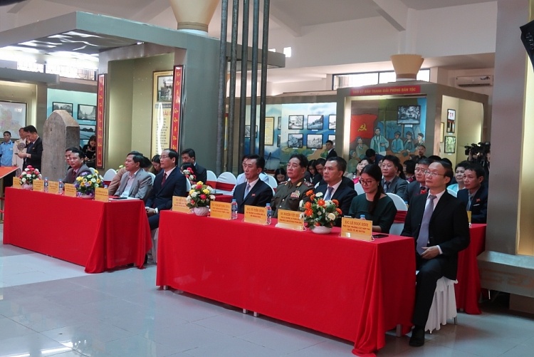 Các đại biểu tham dự Lễ khánh thành.