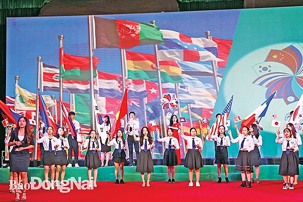 Chương trình chào mừng thành công Đại hội Đảng bộ tỉnh lần thứ XI, nhiệm kỳ 2020 2025 và kỷ niệm 70 năm Ngày truyền thống Liên hiệp Các tổ chức hữu ng