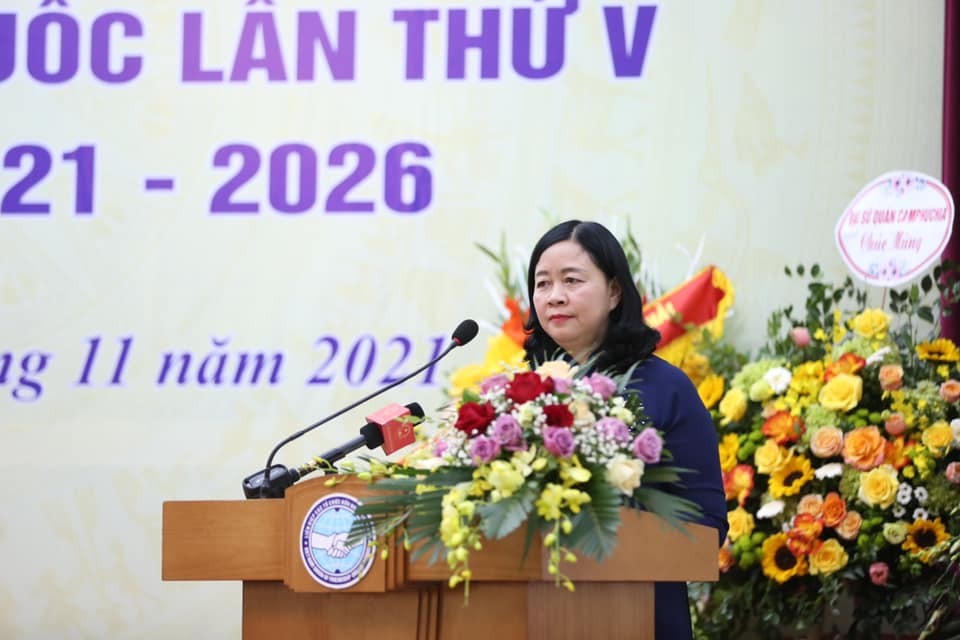 Bà Bùi Thị Minh Hoài, Bí thư Trung ương Đảng, Trưởng ban Dân vận Trung ương phát biểu tại Đại hội.
