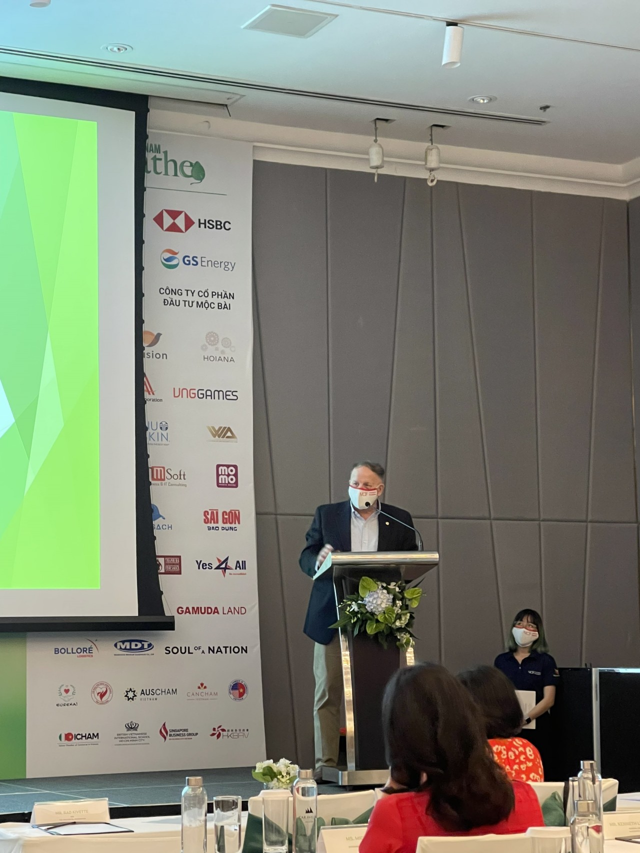 ông Rad Kivette - TGĐ VinaCapital Foundation chia sẻ về các thành tựu của chương trình Vì Nhịp thở VN
