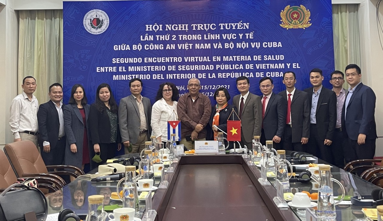 Quang cảnh buổi Hội thảo tại đầu cầu Hà Nội.