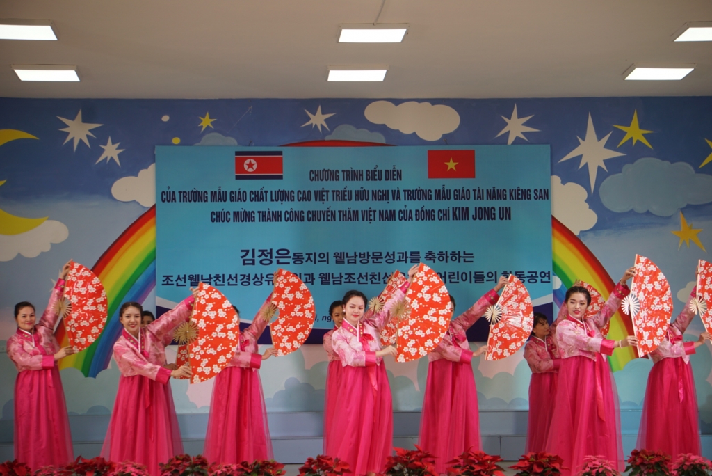 thieu nhi trieu tien hat ai yeu bac ho chi minh hon thieu nien nhi dong
