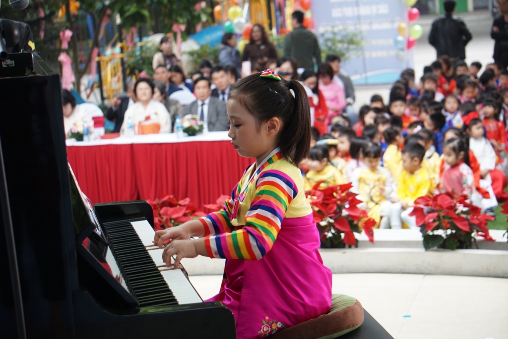 thieu nhi trieu tien hat ai yeu bac ho chi minh hon thieu nien nhi dong
