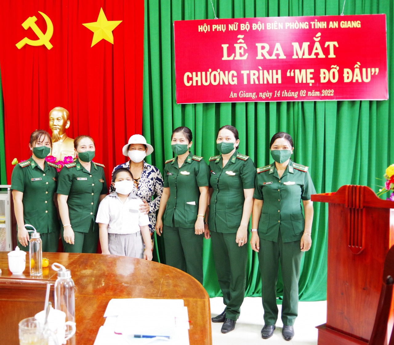 Hội Phụ nữ Bộ đội Biên phòng An Giang ra mắt Chương trình “Mẹ đỡ đầu”