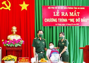 Hội Phụ nữ Bộ đội Biên phòng An Giang ra mắt Chương trình “Mẹ đỡ đầu”