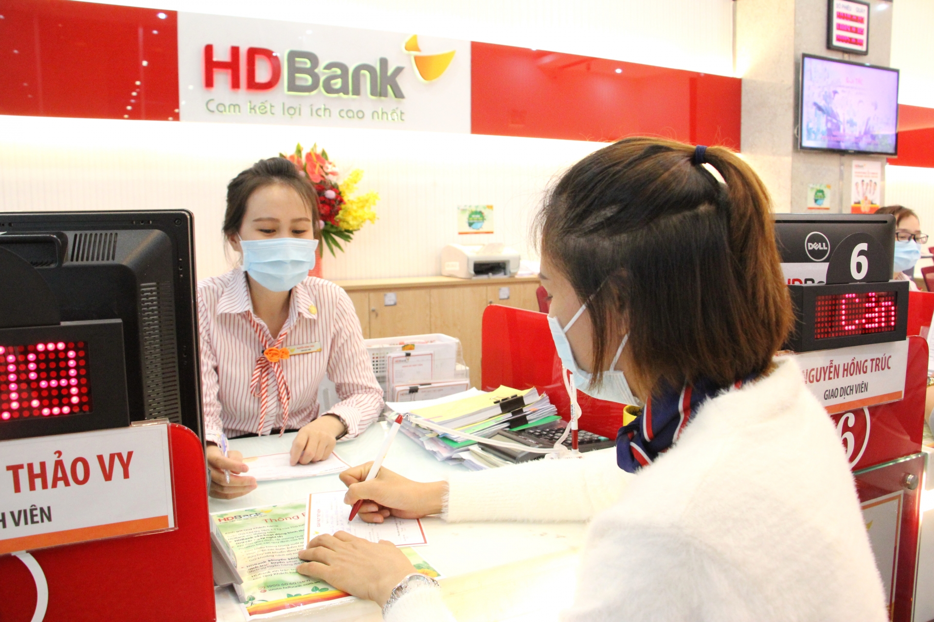 giao dich nhanh loi ich manh huong 5 uu dai mua sam lon tai hdbank