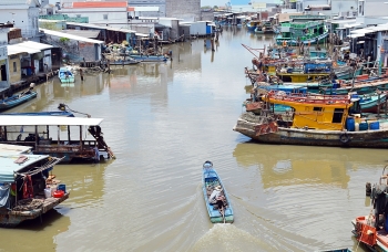 ca mau to chuc doi thoai chung tay chong khai thac thuy san bat hop phap