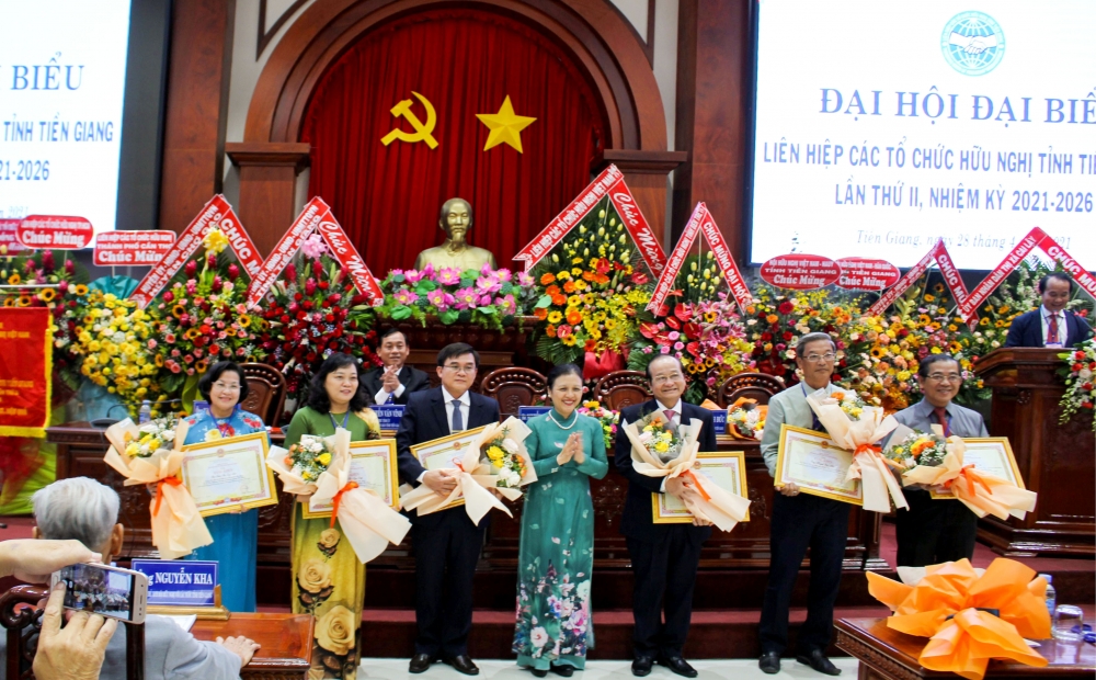 Ông Nguyễn Văn Mười - Phó Chủ tịch UBND tỉnh được bầu kiêm nhiệm giữ chức Chủ tịch Liên hiệp Tiền Giang