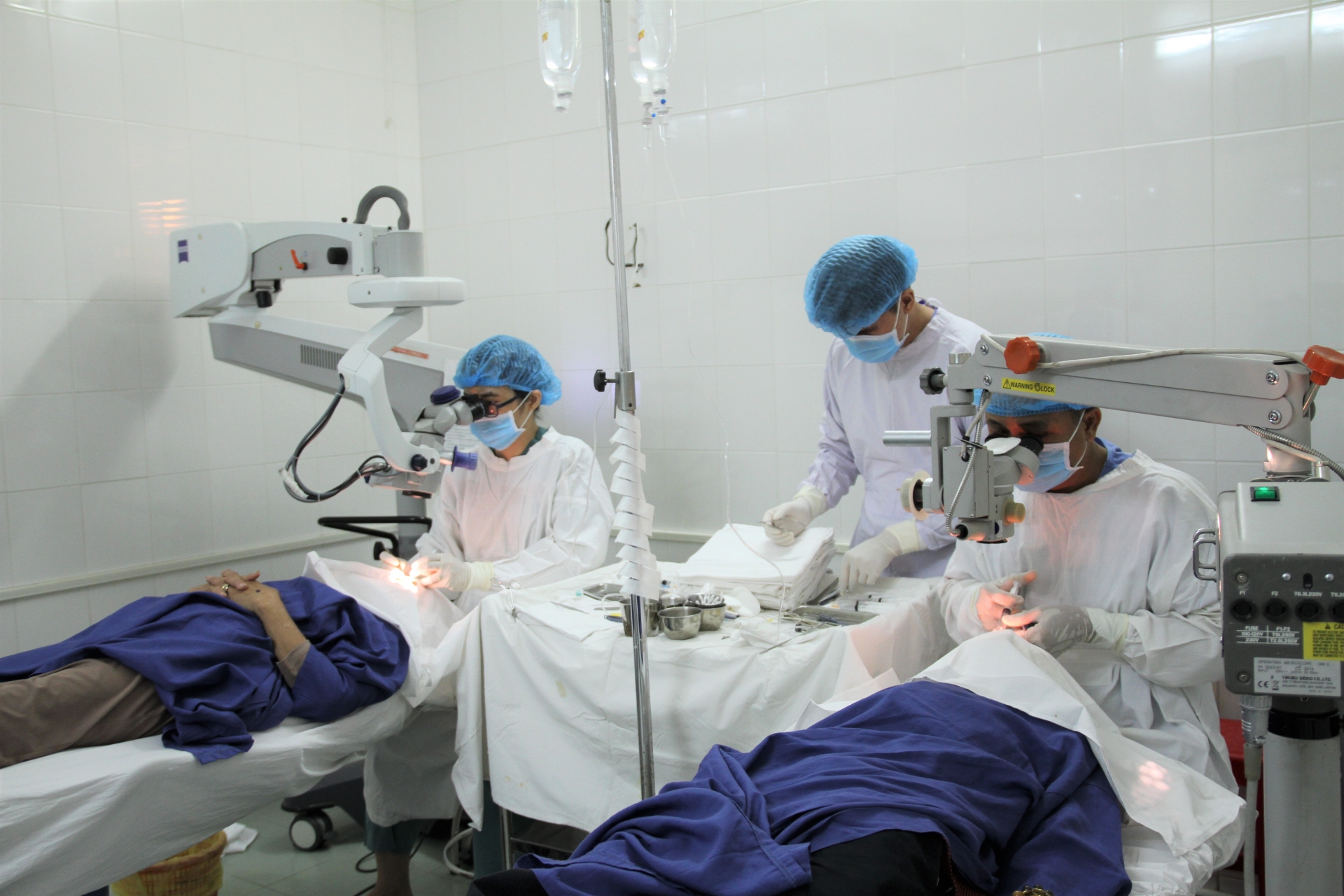 hdbank tiep tuc hanh trinh mang lai anh sang cho nguoi ngheo