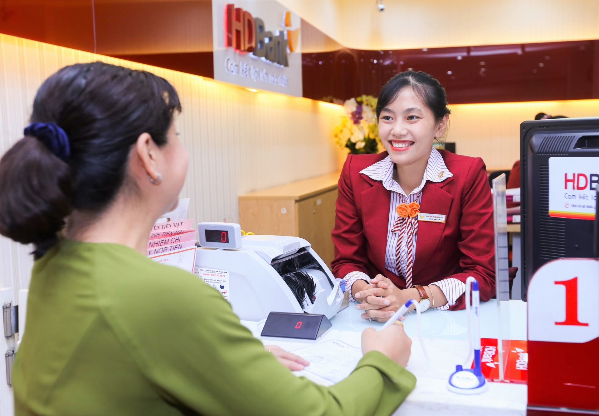 tung bung qua tang tu hdbank nhan dip quoc te thieu nhi